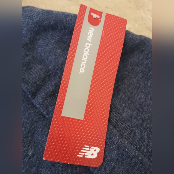New Balance Blue Sweatshirt - Picture 3 of 4